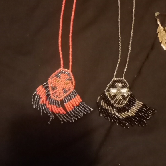 Native American Necklaces Bundle - Picture 2 of 7